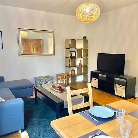 2parkings, 2min Petitevenise-xmarche Apartment