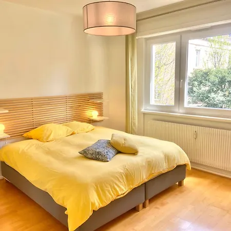 2parkings, 2min Petitevenise-xmarche Apartment
