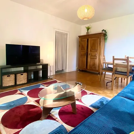 2parkings, 2min Petitevenise-xmarché Appartement *