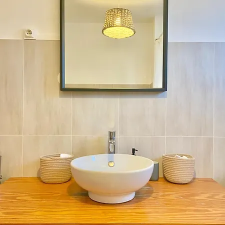 2parkings, 2min Petitevenise-xmarché * Colmar